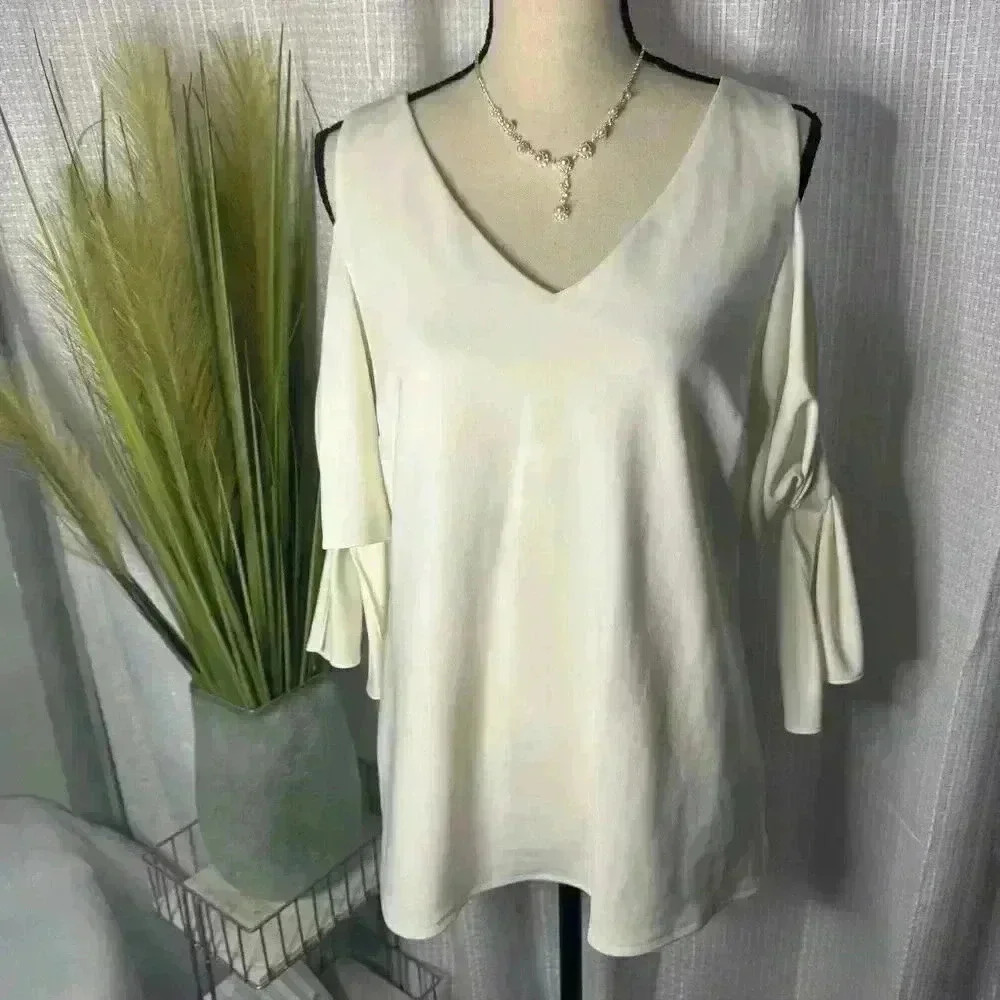 Boston Proper Women’s M Heavy Ivory Cold Shoulder V Neck Dressy Lined Tunic Top